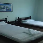 Yiannis Apartments
